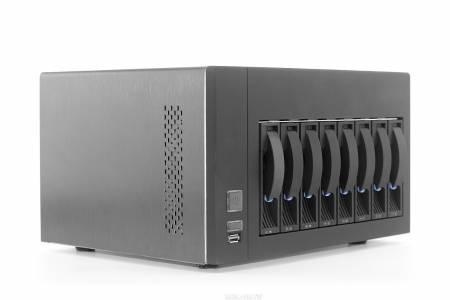 S Solutions ST8 Pro NAS+iSCSI Unified Storage 8-bay 中小企業、SOHO、家庭個人最佳網路儲存系統